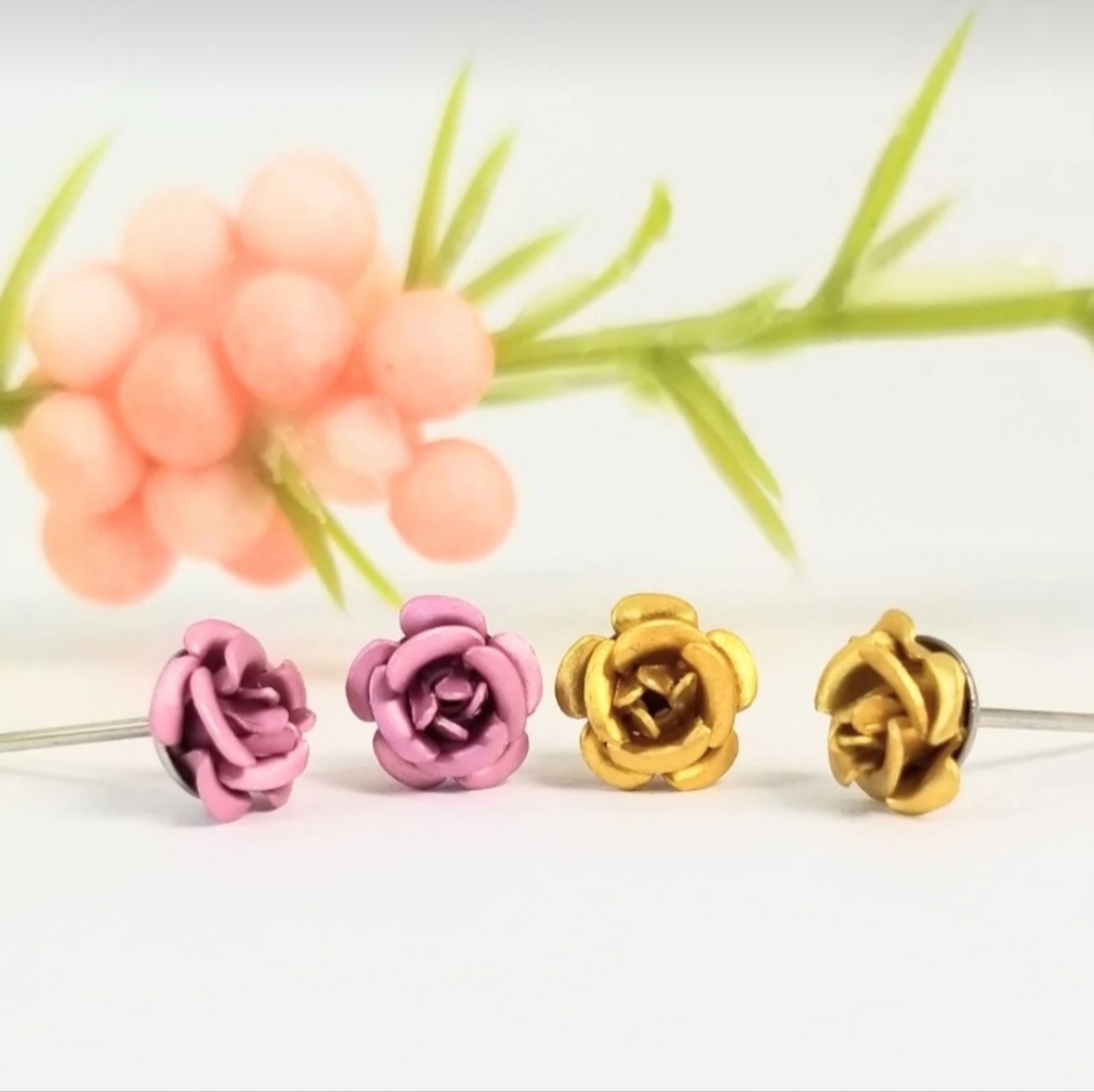2 pairs of earrings 🌺💛